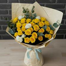 Букет цветов из:  Розы #REPLACE_PRED# Суворовской