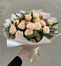 Букет Кремовые розы Латте в Суворовской