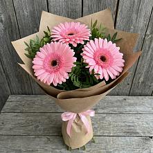 Букет цветов из:  Герберы в Суворовской