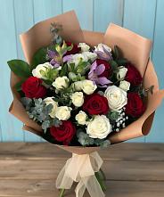 Букет цветов из:  Розы и Альстромерии #REPLACE_PRED# Суворовской