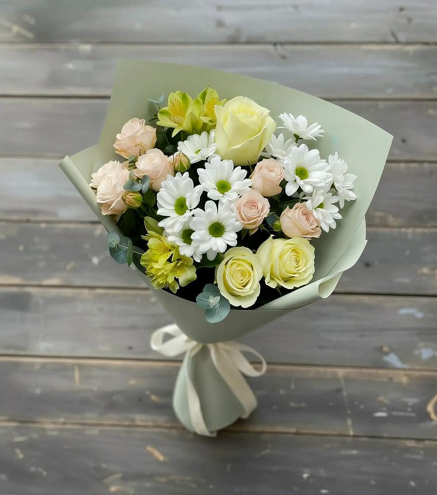 Букет цветов из: Альстромерии, Розы и Хризантемы в Суворовской