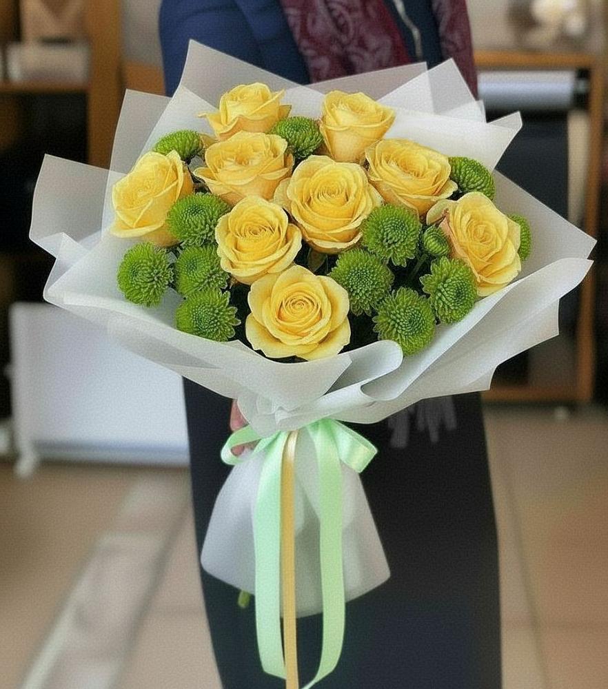 Букет цветов из: Хризантемы и Розы в Суворовской