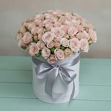 Цветочная композиция из Розы в шляпной коробке в Суворовской