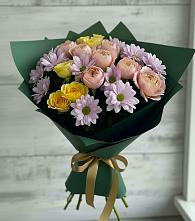Букет цветов из:  Хризантемы и Розы в Суворовской