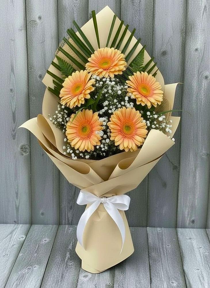 Букет цветов из: Герберы в Суворовской