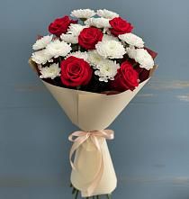 Букет цветов из:  Розы и Хризантемы в Суворовской