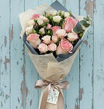 Букет цветов из:  Розы в Суворовской