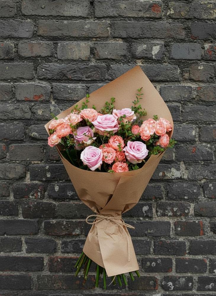 Букет цветов из: Розы в Суворовской