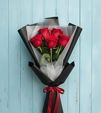 Букет цветов из:  Розы в Суворовской