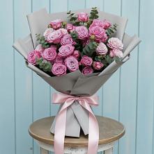 Букет цветов из:  Розы в Суворовской